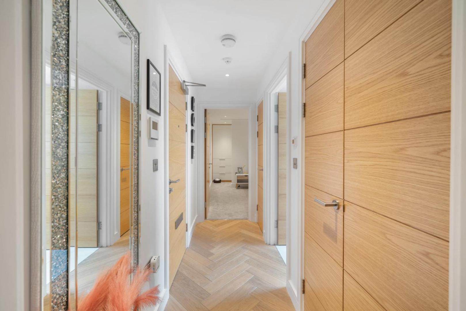 Stunning 1-Bedroom Penthouse In Marble Arch 72 London Exterior photo